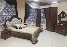 Спальня с 6-дверным шкафом Ирина (орех глянец)