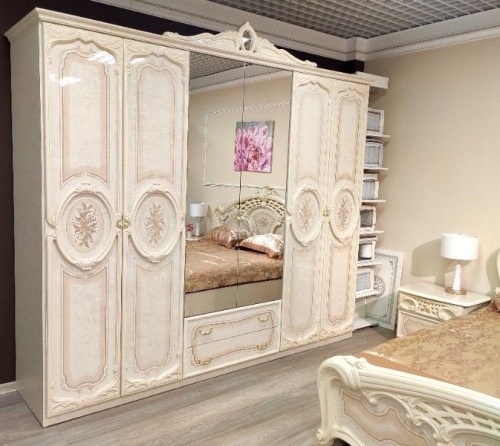 Спальня с 6-дверным шкафом Роза (беж глянец) фото 10